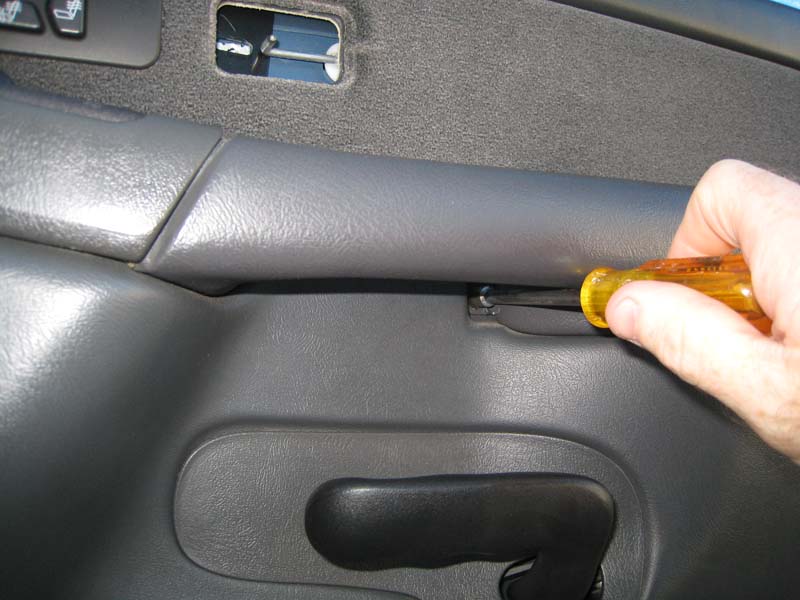04 silverado door panel deals
